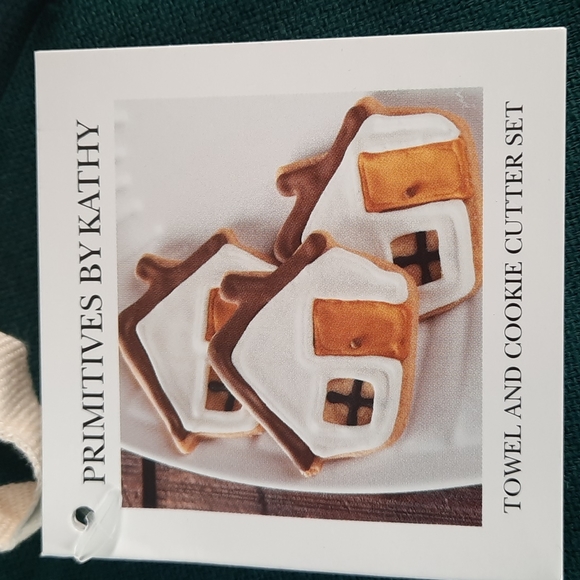 Kitchen Dish Towel Cookie Cutter Set House Home Housewarming Neighbor House NWT - Picture 4 of 8
